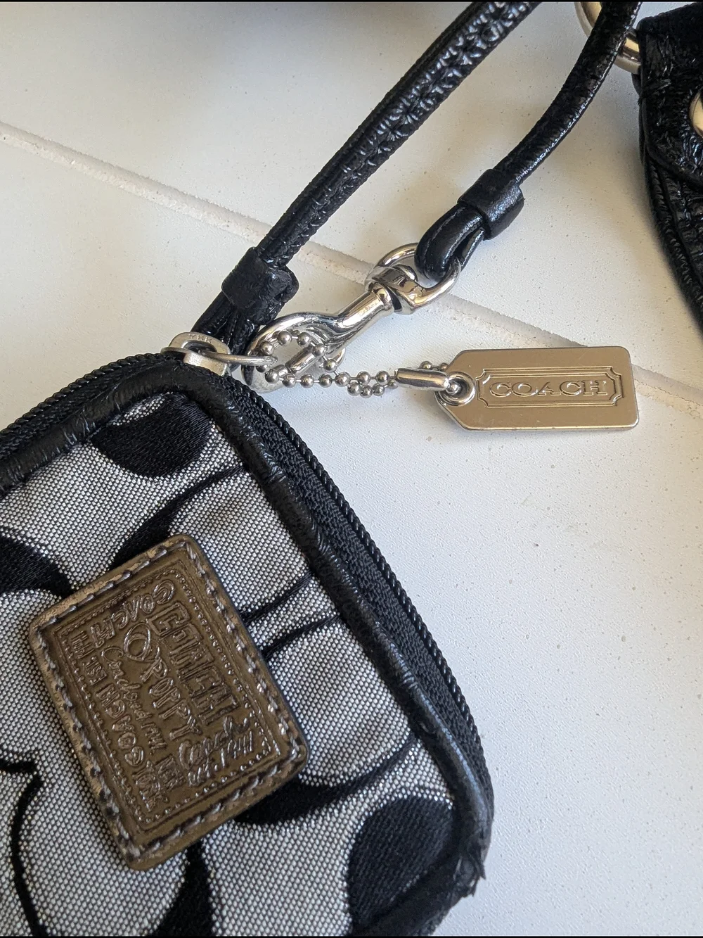 Coach poppy signature